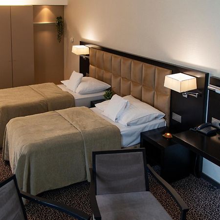 Hotel Avance Bratysława Zewnętrze zdjęcie