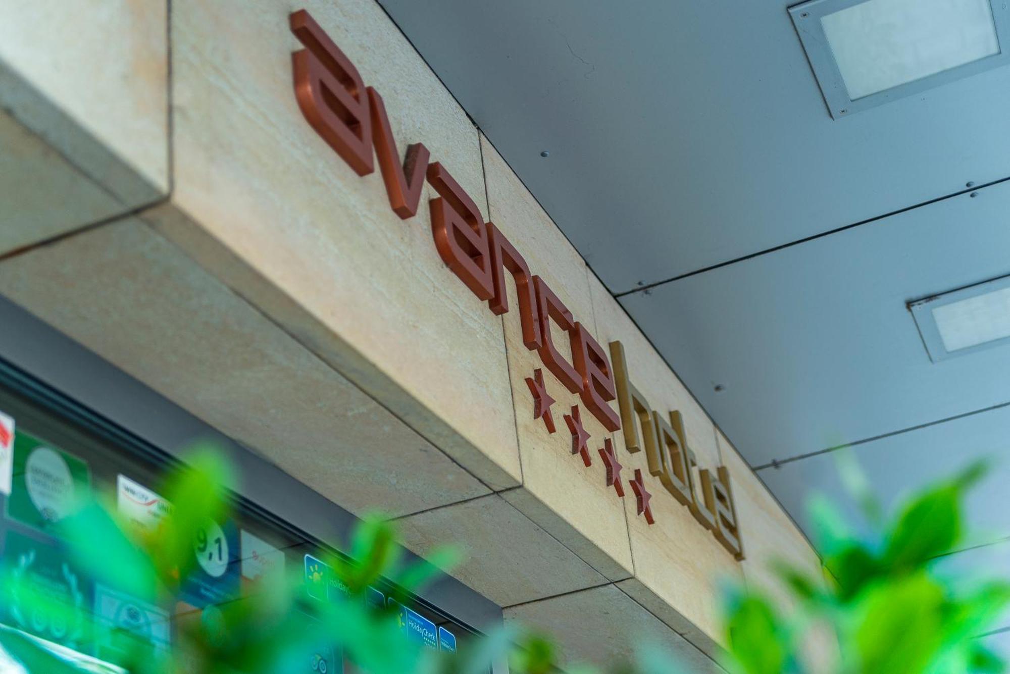 Hotel Avance Bratysława Zewnętrze zdjęcie