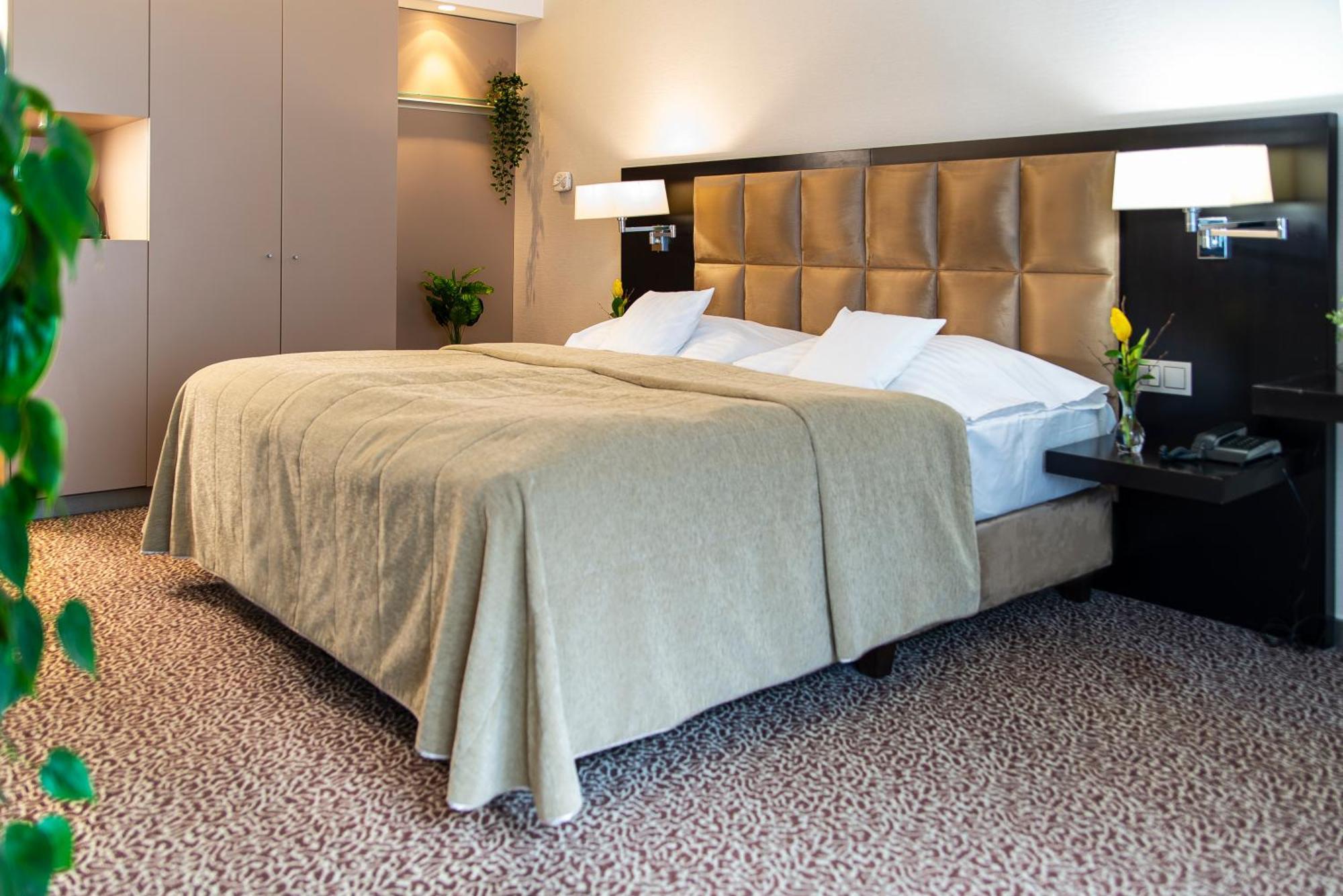 Hotel Avance Bratysława Zewnętrze zdjęcie