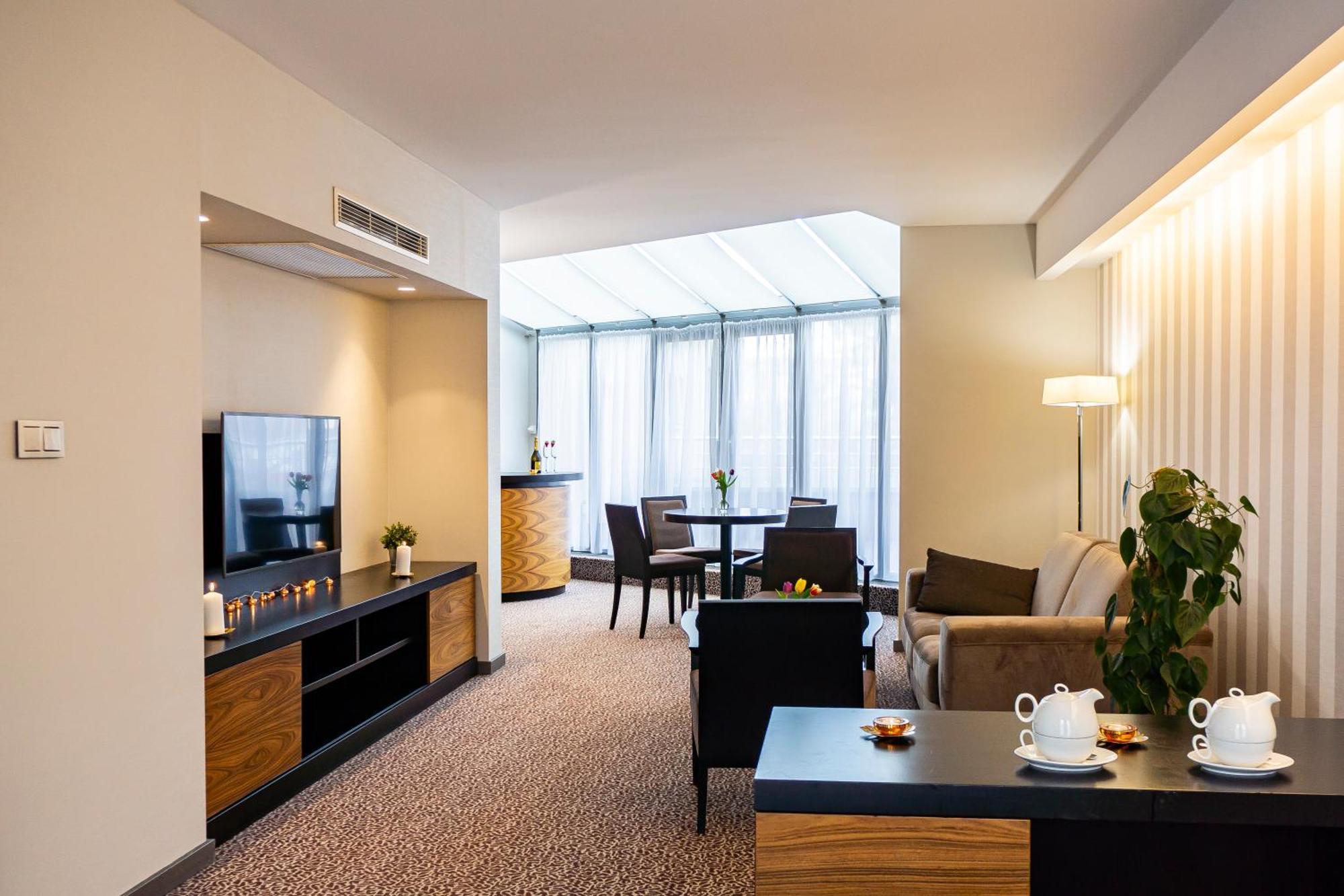 Hotel Avance Bratysława Zewnętrze zdjęcie
